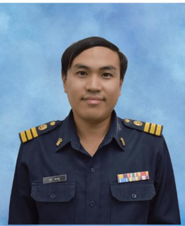 นายเอก   พวงภู่